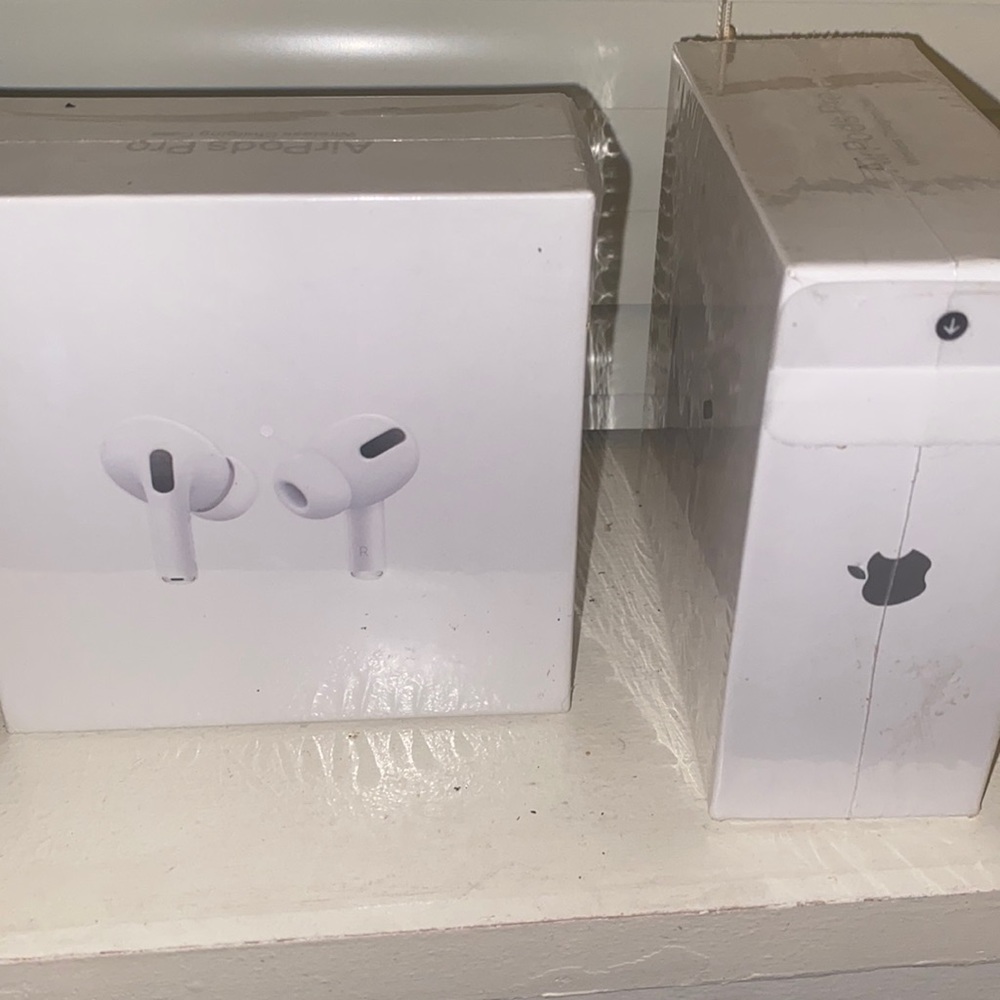 AirPod pros
